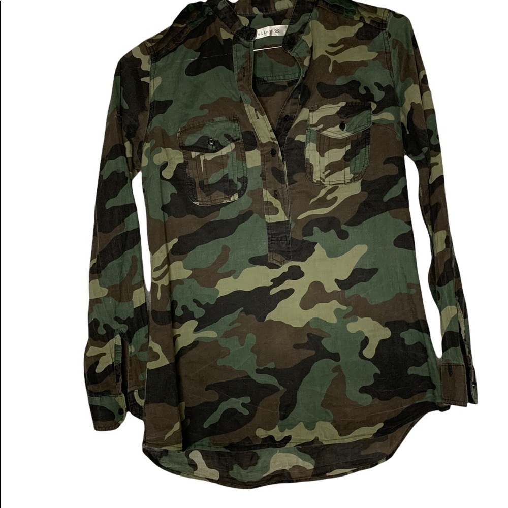 Cailey 22 Women Shirt, Size Small, Camo 100% cotton​​​​​​​​​​​​​​​​​​​​​​​​​​​ - Picture 7 of 7